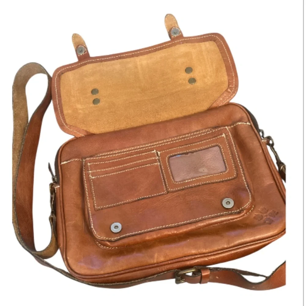 Patricia Nash Leon Retired Leather Crossbody GUC!